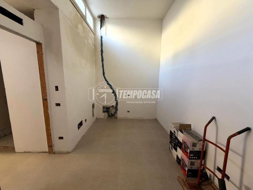 Casa indipendente in Via Calabrese, Mola di Bari — foto 2 di 5