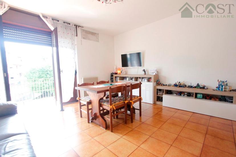 Trilocale in Via Deledda, Dueville — foto 3 di 5