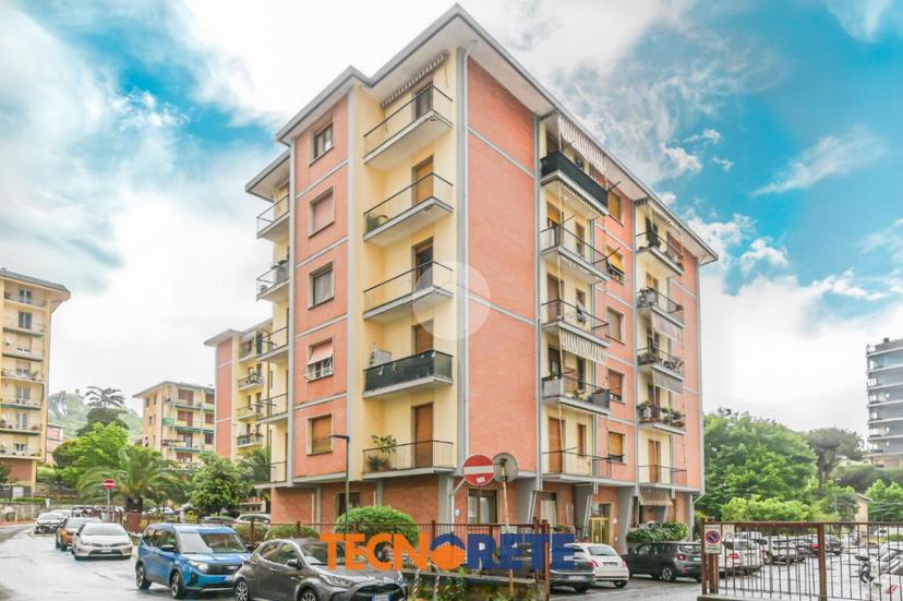 Quadrilocale in Via Paolo Bentivoglio 67, La Spezia