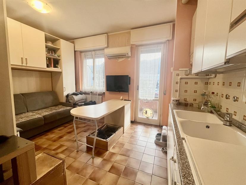 Monolocale in Via Cesare Cantù 79, Olginate — foto 3 di 5