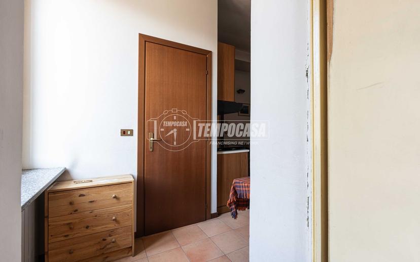 Trilocale in Via Roma 4, Monguzzo — foto 3 di 5