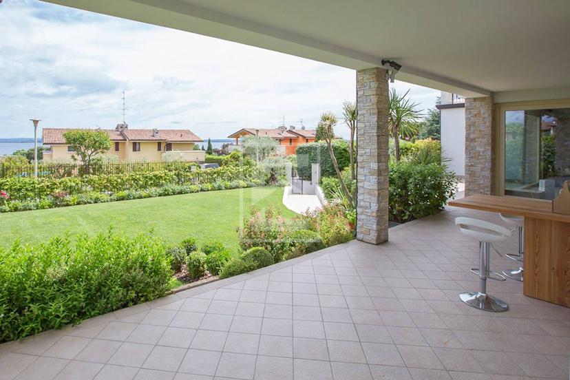 Appartamento in Via Cabasse, Padenghe sul Garda — foto 4 di 5