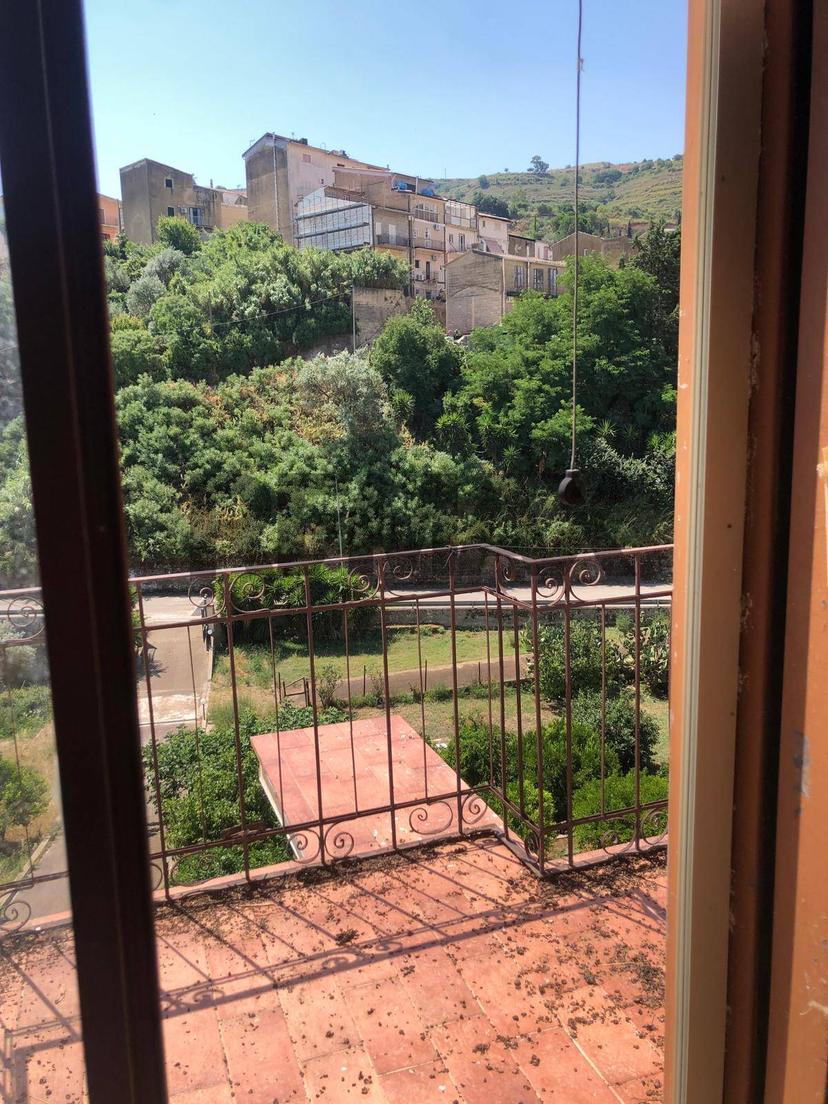 Casa indipendente in Via Filippo Raneri 24, San Michele di Ganzaria — foto 2 di 5