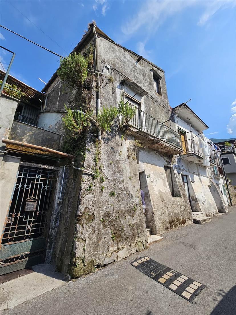 Terratetto in Via Michele Riccio, Nocera Inferiore