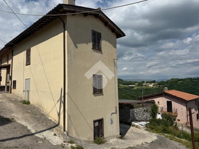 Casa indipendente in Località Apagni, Sellano — foto 2 di 5