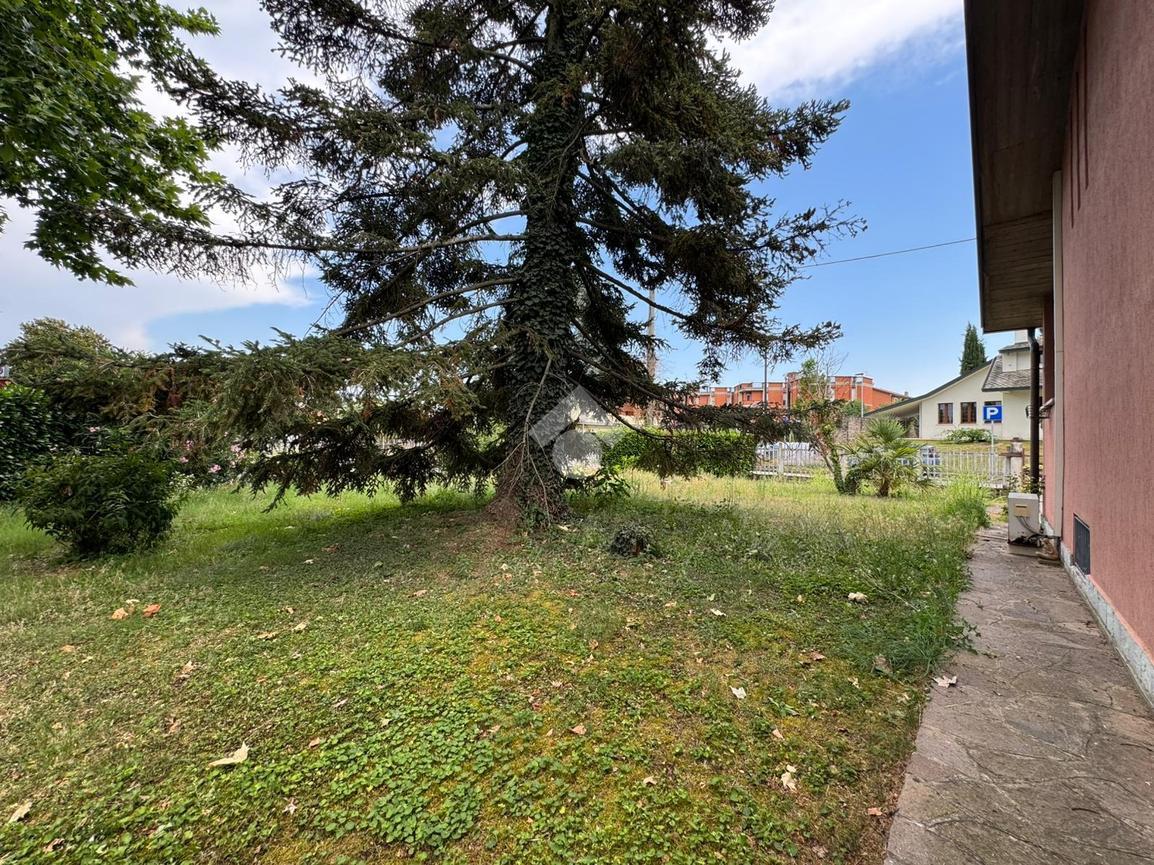 Villa in Via Trieste 7, Calvenzano