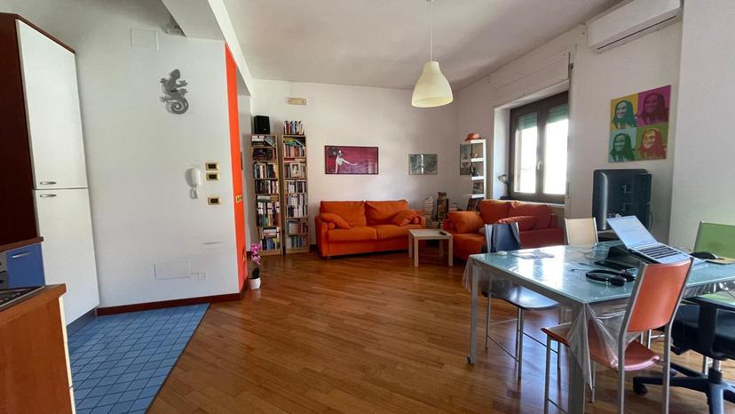 Monolocale in Via Guido Martuscelli 36, Salerno