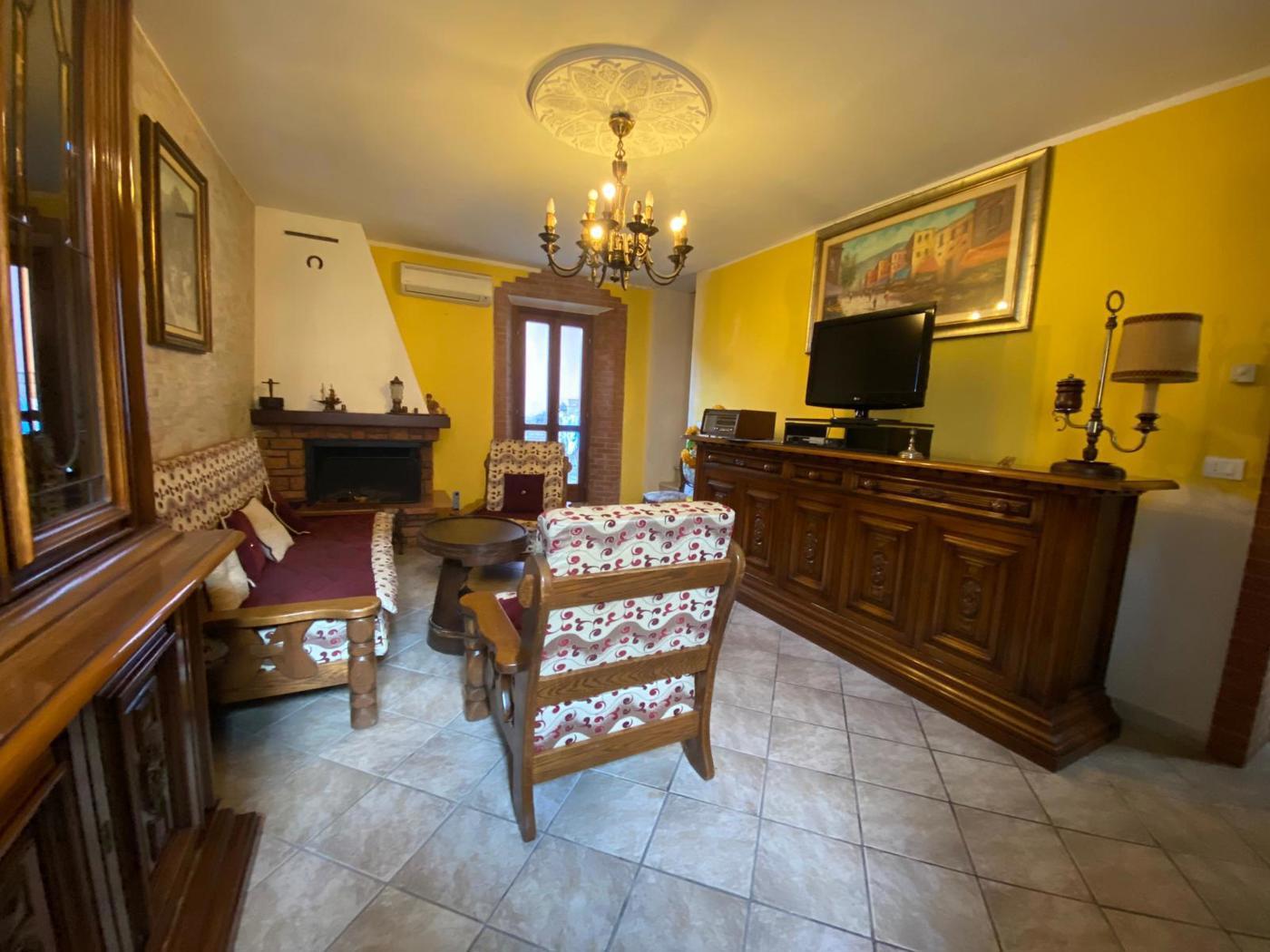 Casa indipendente in Corso Vittorio Veneto 95, Alagna