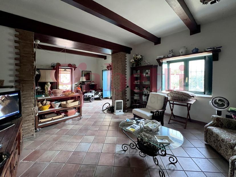 Casa indipendente in Contrada San Marzano 8, San Lorenzo Maggiore — foto 3 di 5