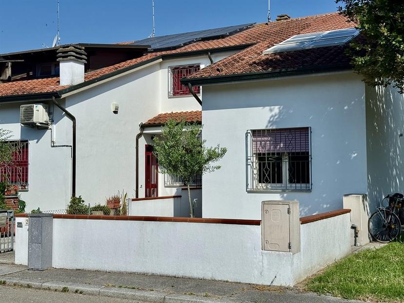 Villa a schiera in Via Caduti nei Lager 27, Alfonsine — foto 5 di 5
