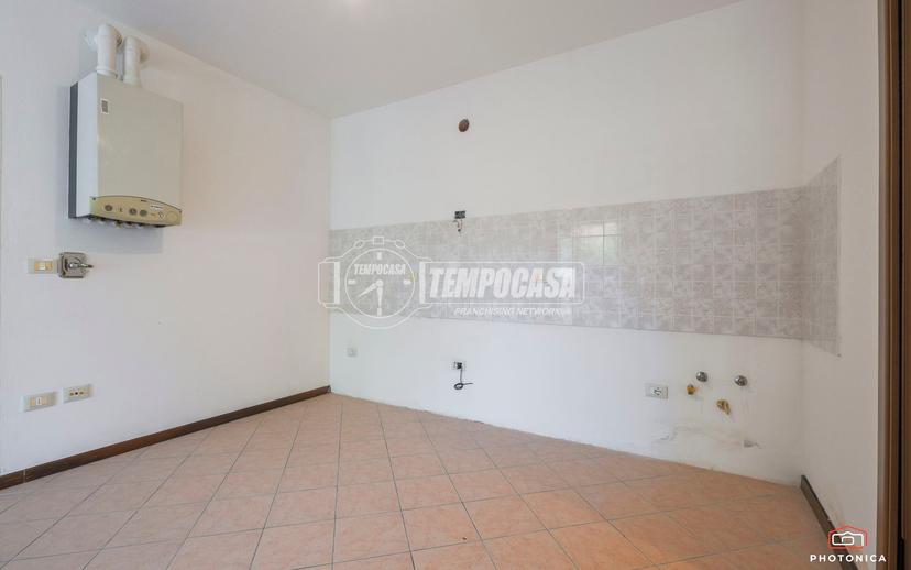 Trilocale in Via Aldo Moro, Massa Lombarda — foto 2 di 5
