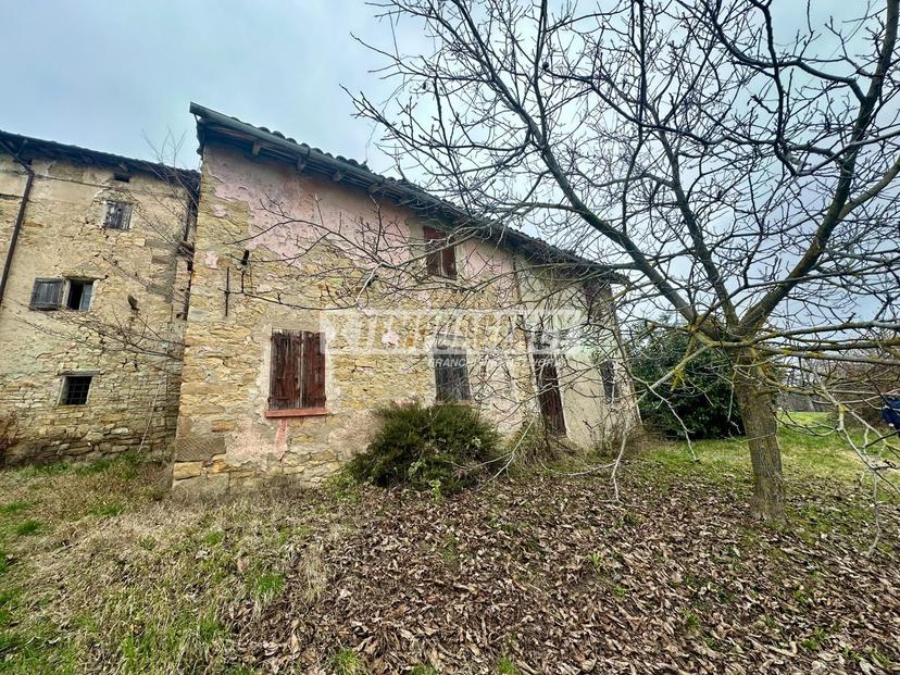 Casa indipendente in Via Mortolore 339, Serramazzoni — foto 2 di 5