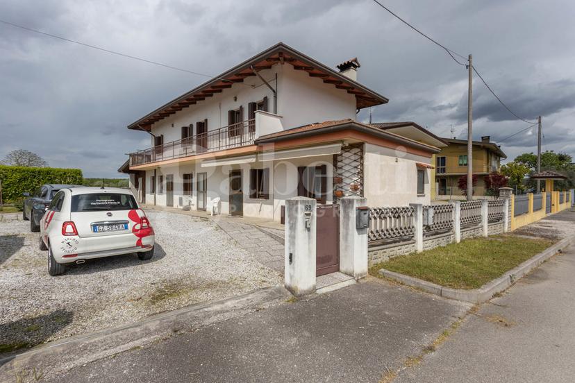 Casa indipendente in Via Parz 69, Teglio Veneto — foto 3 di 5