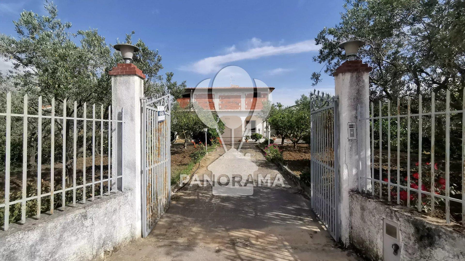 Villa in Agriturismo Margi Soprano - Menù Fisso - Grigliata - Aperti Sabato E Domenica a Pranzo, Partinico