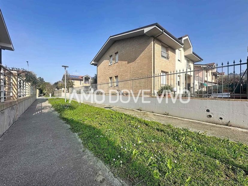 Villa a schiera, Senigallia — foto 4 di 5