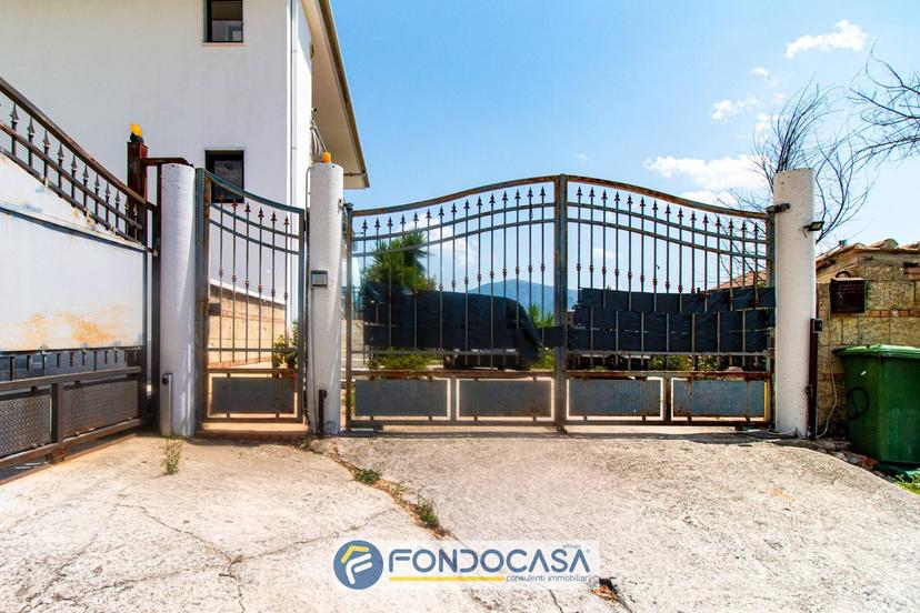 Casa indipendente in Via Orazio Flacco 1, Montecorvino Pugliano — foto 3 di 5