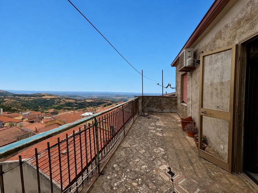 Casa indipendente in Via Corda 15, Osilo — foto 3 di 5