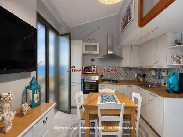 Villa a schiera in Viale Himera 20, Campofelice di Roccella