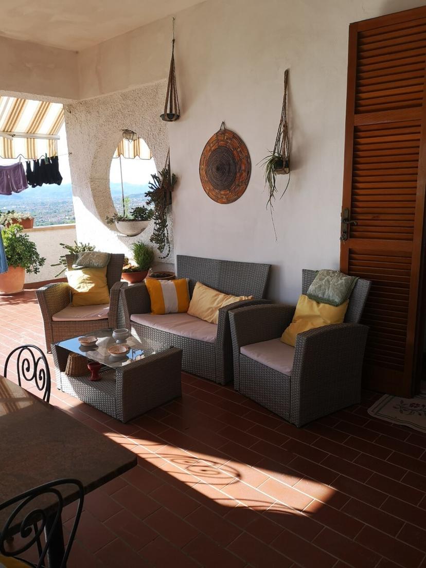 Villa a schiera in Via per Nicola 24, Luni