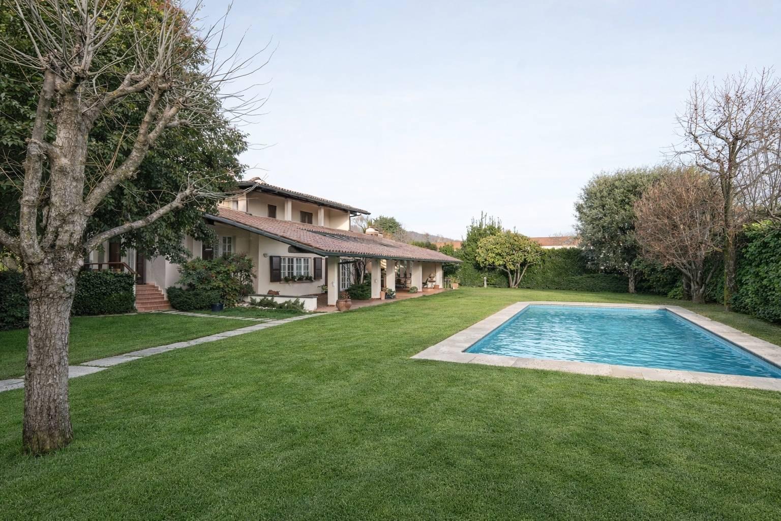 Villa in Pedrinelli 10, Carvico