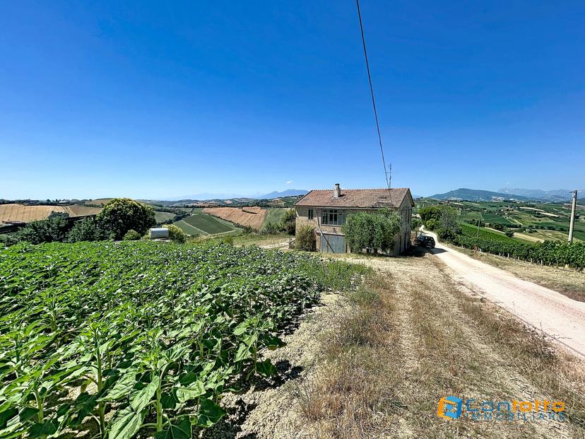 Casale in Contrada San Gregorio 14, Ripatransone — foto 2 di 5