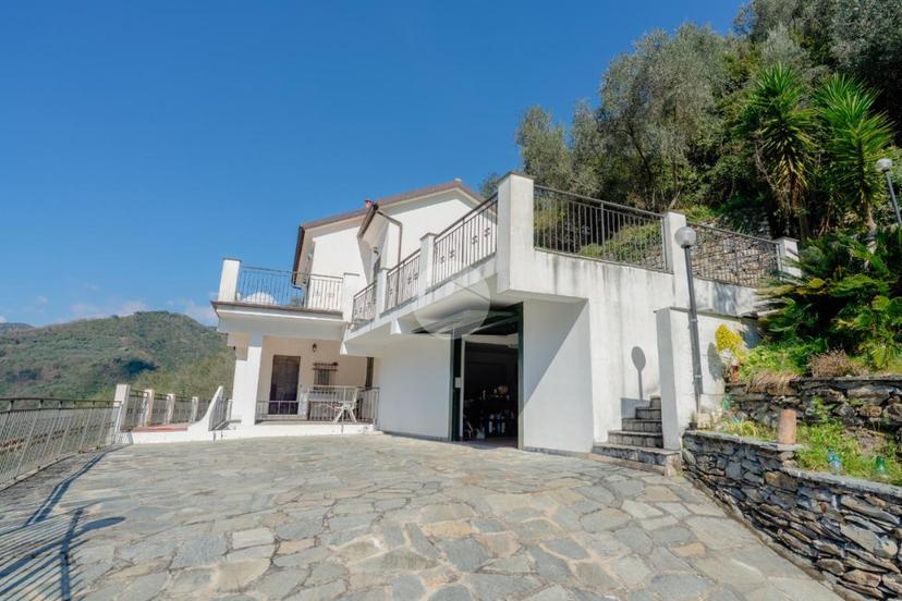 Villa in Via del Camoglino, Avegno — foto 5 di 5