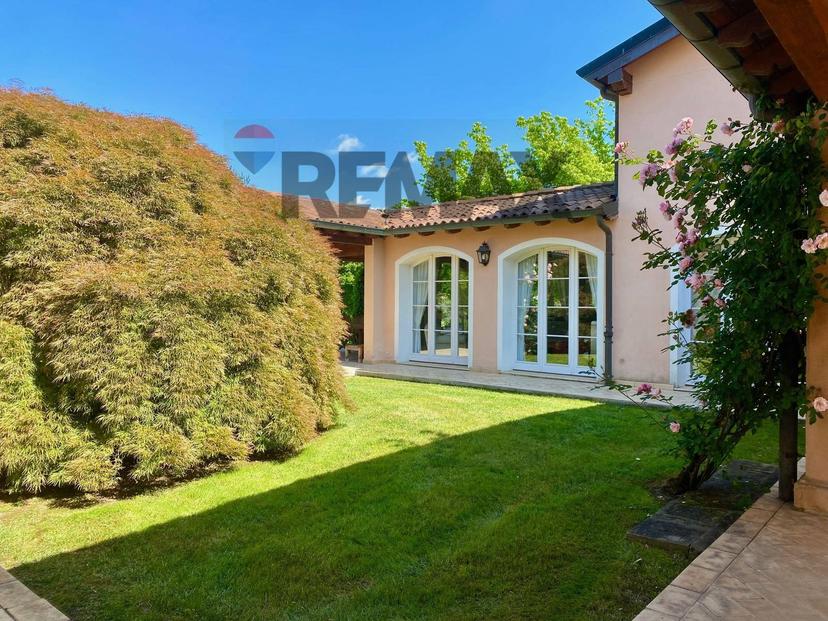 Casa indipendente in Golf di Bogogno Via IV Novembre, Bogogno — foto 4 di 5