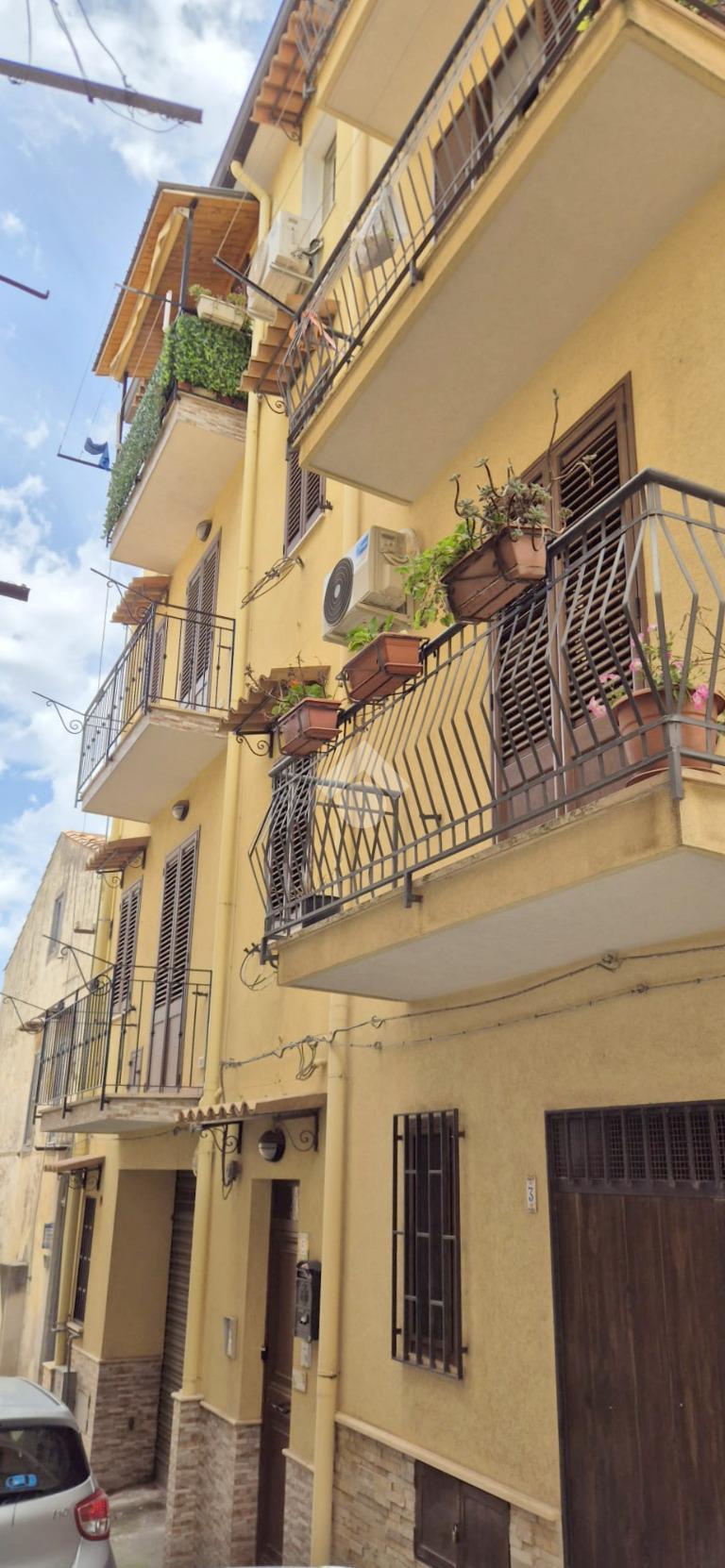 Trilocale in Via Catalano 5, Altofonte — foto 2 di 5