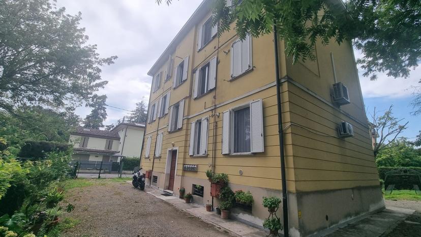 Trilocale in Via Vincenzo Vela, Correggio — foto 3 di 5