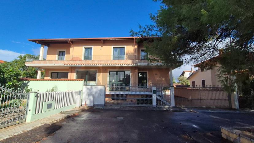 Casa indipendente, Simaxis — foto 5 di 5