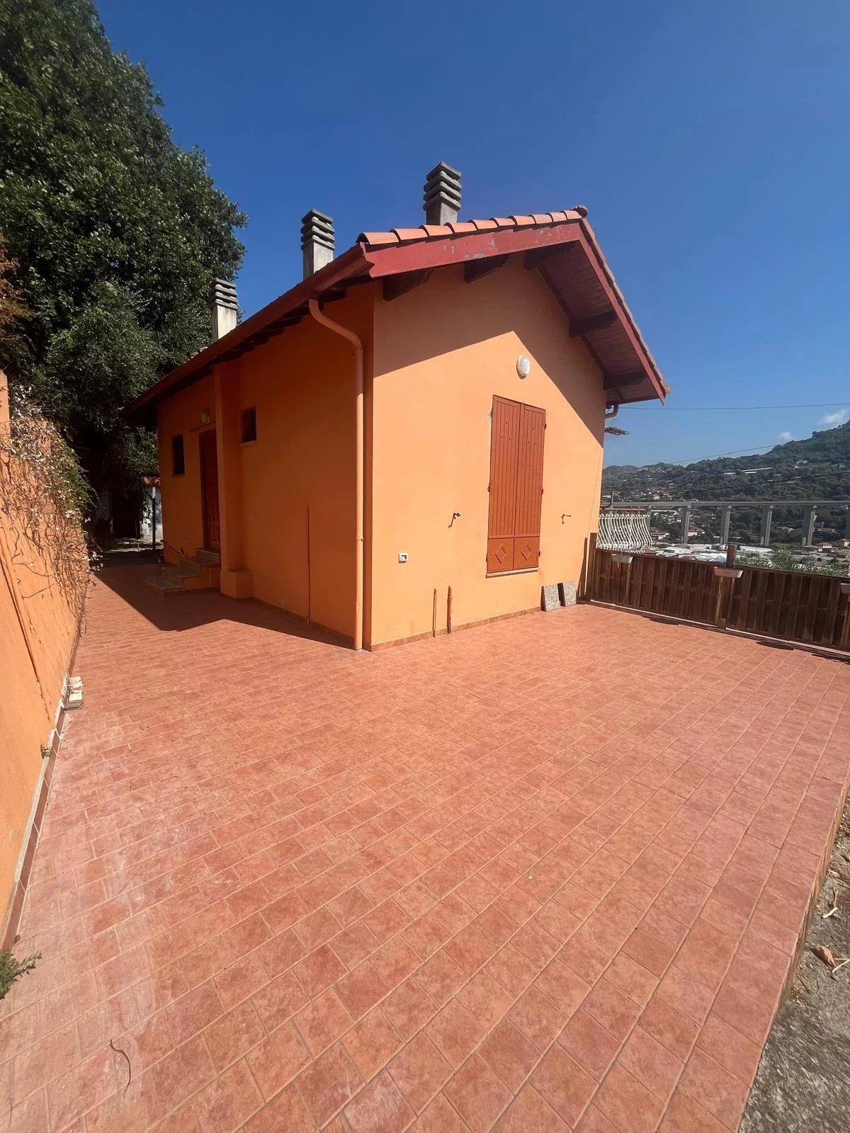 Casa indipendente, Camporosso