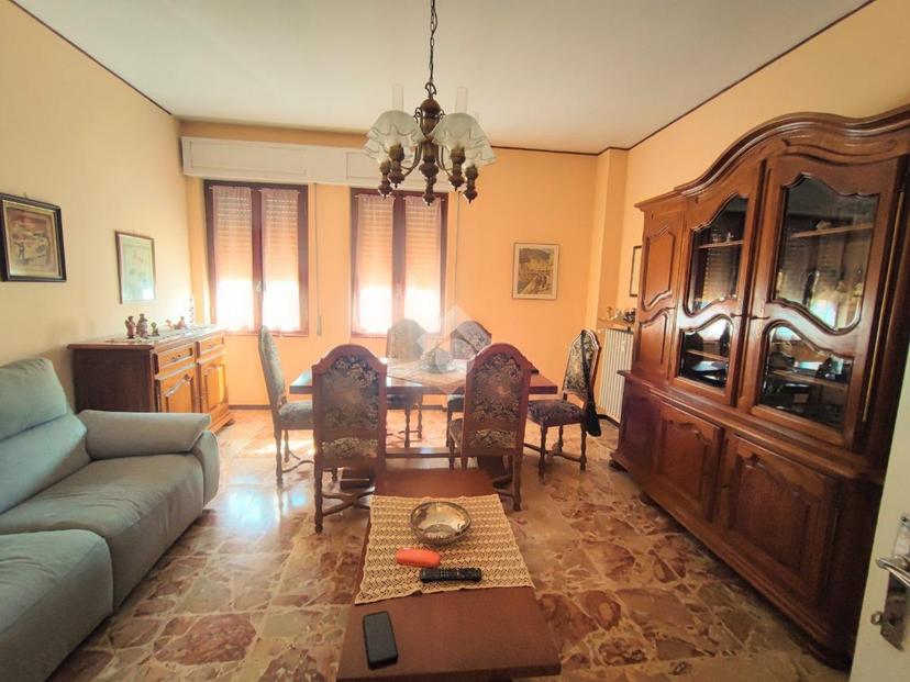 Quadrilocale in Lungo Curone Baravalle 20, Volpedo