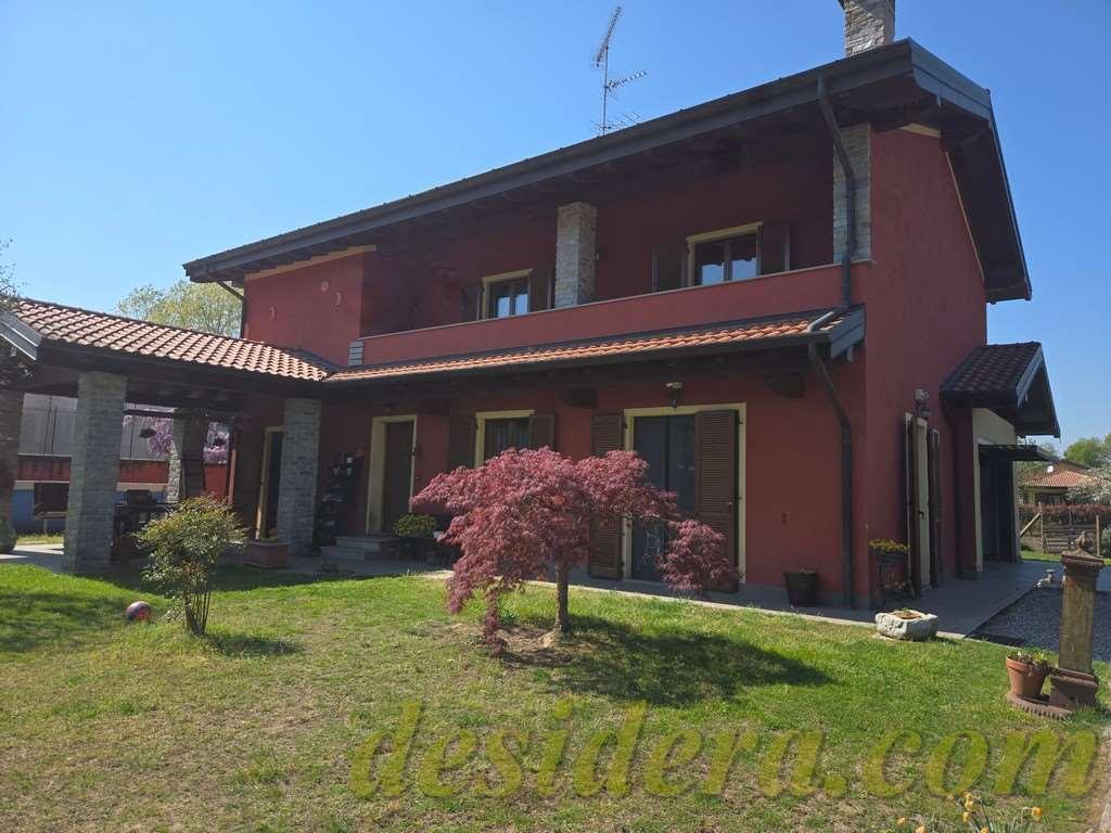 Villa unifamiliare, Castelletto sopra Ticino