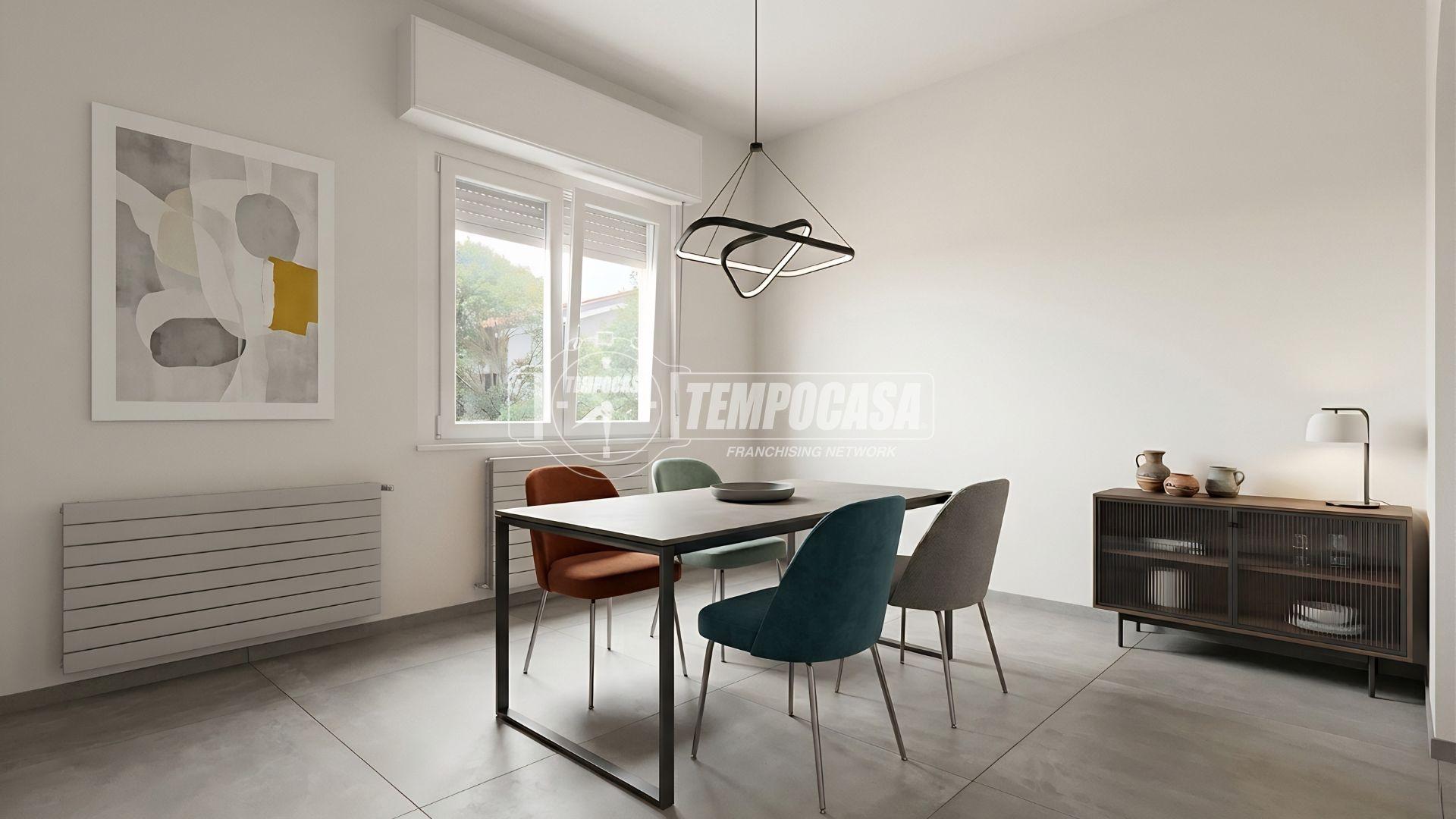 Villa a schiera in Via Giosuè Carducci 16, Saronno