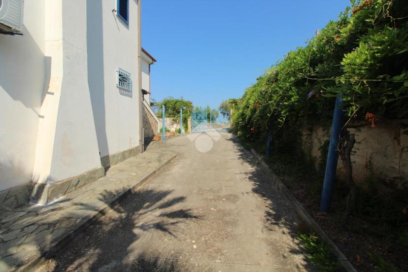 Villa in Via Colle S.Marco 2, Agropoli — foto 2 di 5
