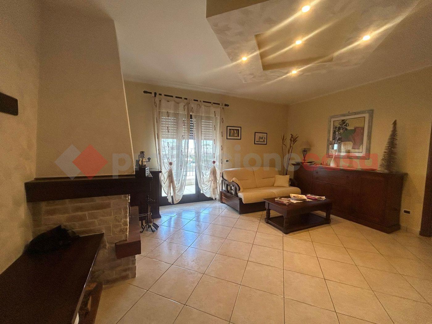Appartamento in Via Vivaldi 112, Leporano