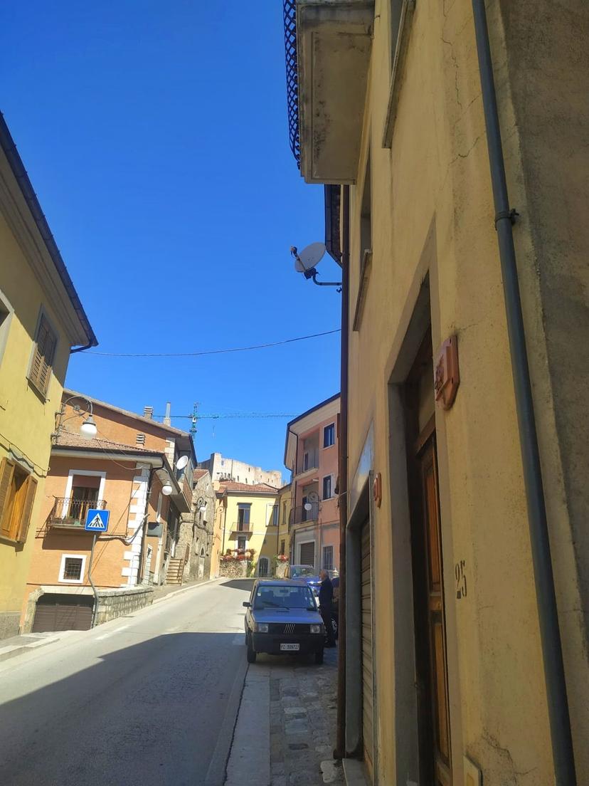 Casa indipendente in Via Roma 25, Brienza — foto 2 di 3