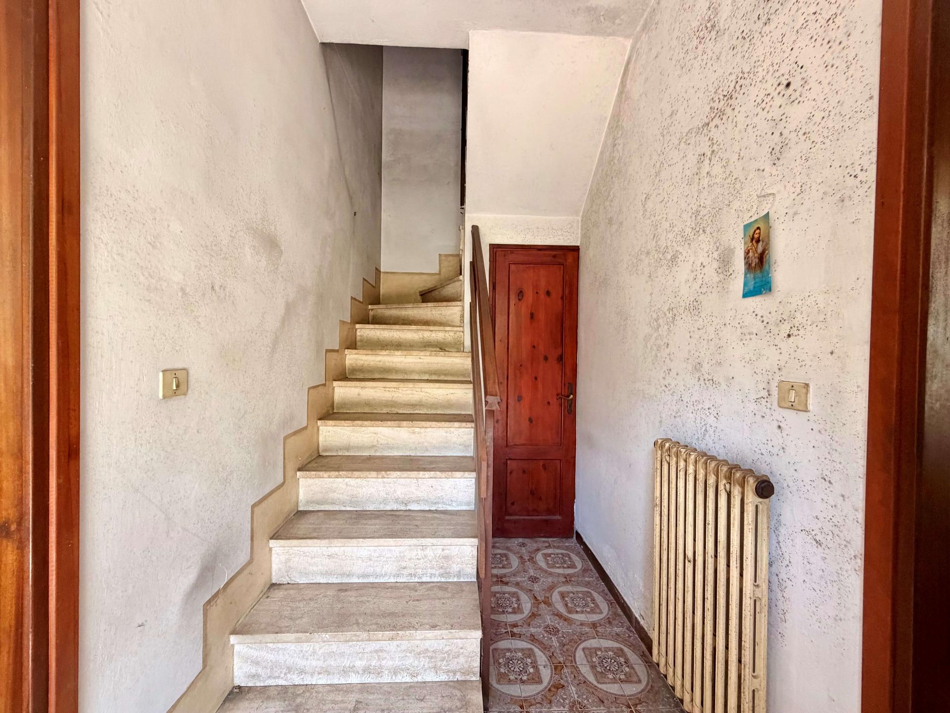 Casa indipendente in Via Garibaldi  76 , Garessio