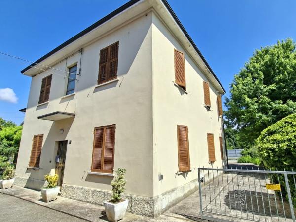 Terratetto plurifamiliare in Strada Dani Maestà 29, Parma — foto 2 di 5