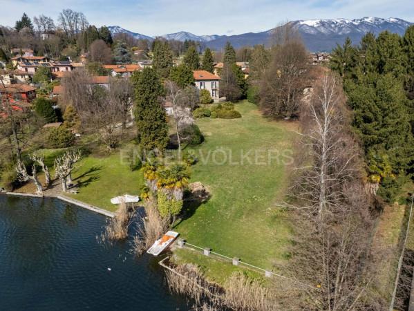 Villa in Via Alcide De Gasperi 107, Travedona-Monate — foto 2 di 5