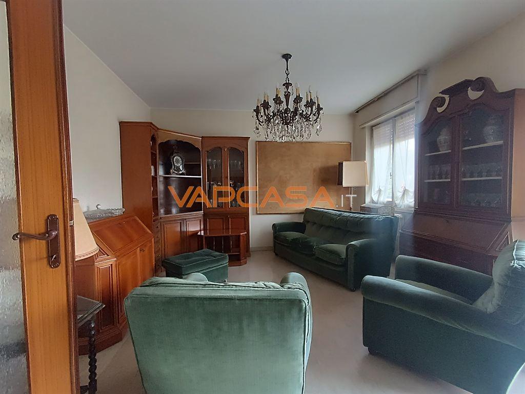 Appartamento in Via Betulle, Calcinate