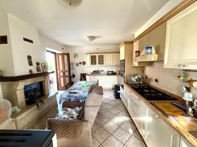 Casa indipendente in Via Montalto Gaium 76, Rivoli Veronese — foto 4 di 5