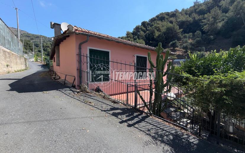 Casa indipendente in Strada Valloni 16, Sanremo — foto 4 di 5