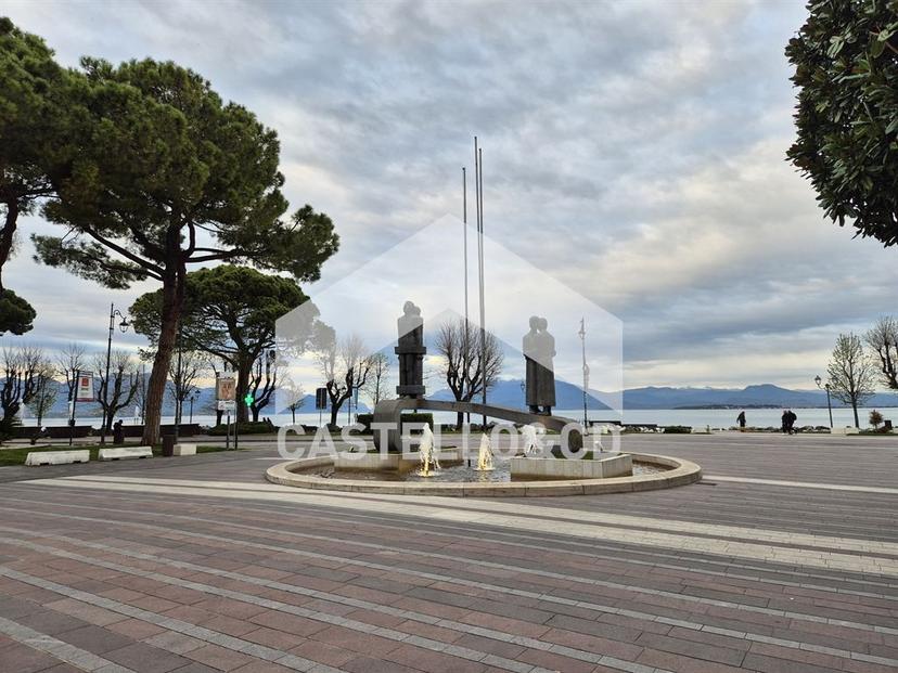 Trilocale in Via Pascoli, Desenzano del Garda — foto 5 di 5