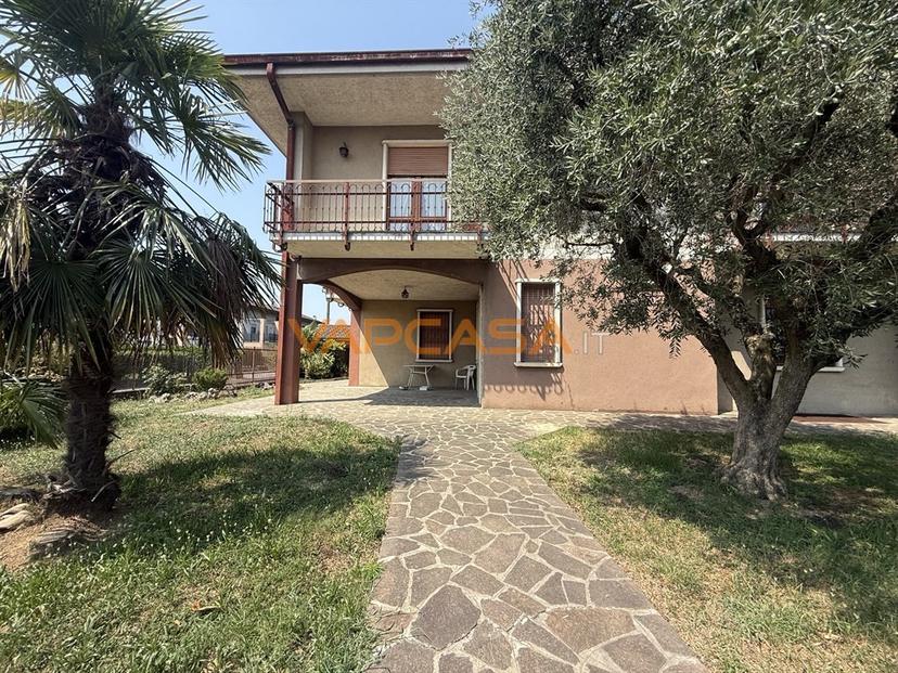 Villa in Via Anita Chiari 2, Mornico al Serio — foto 2 di 5