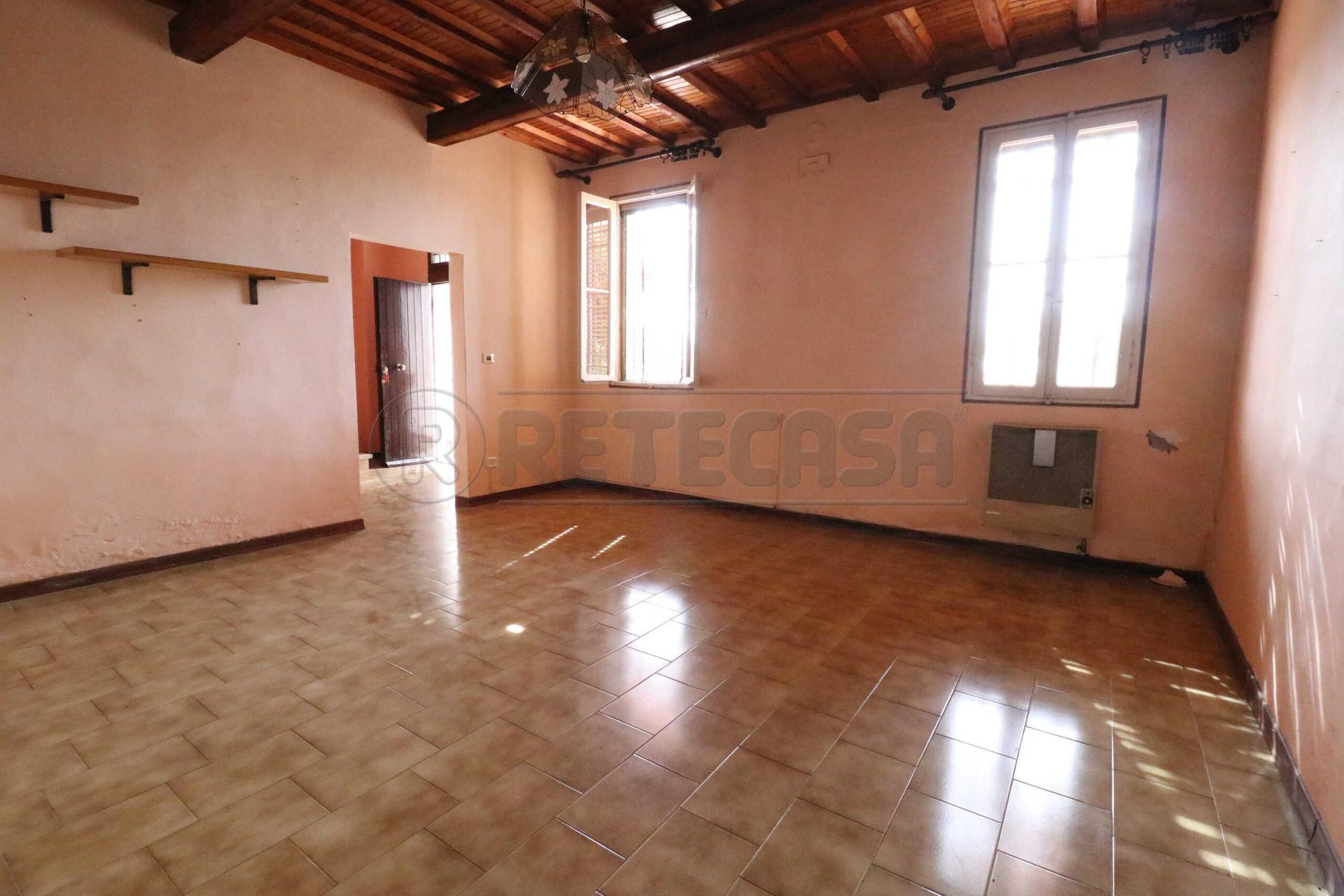 Villa a schiera, Bondeno
