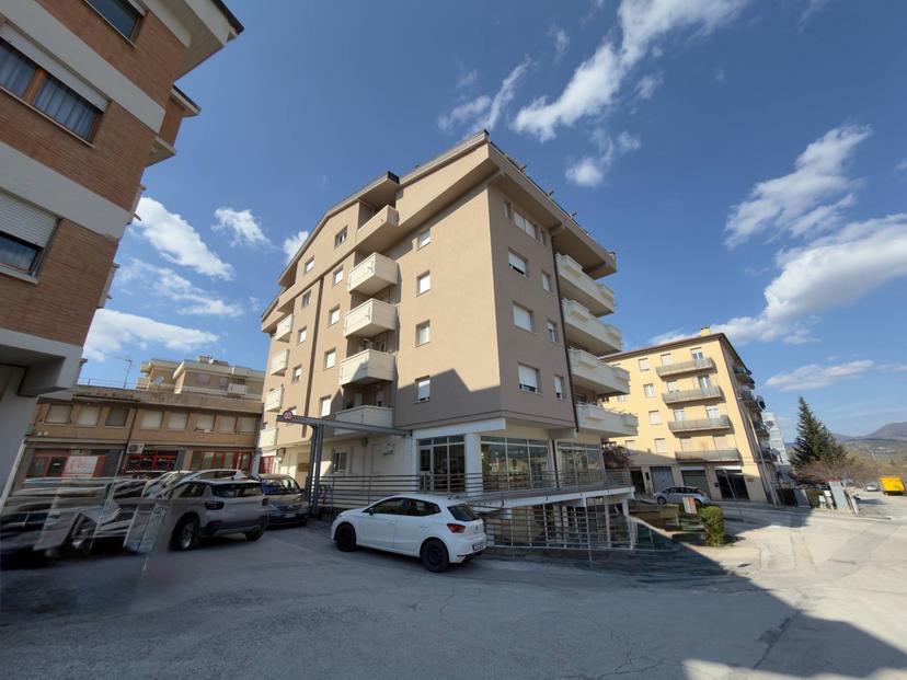 Attico in Via Martiri della Libertà 52, Fabriano — foto 3 di 5
