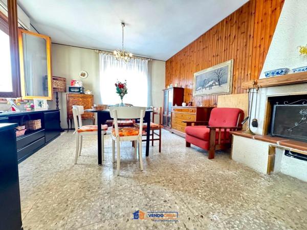 Cascina in Via Edoardo Ravazza 44, Mombercelli — foto 3 di 5