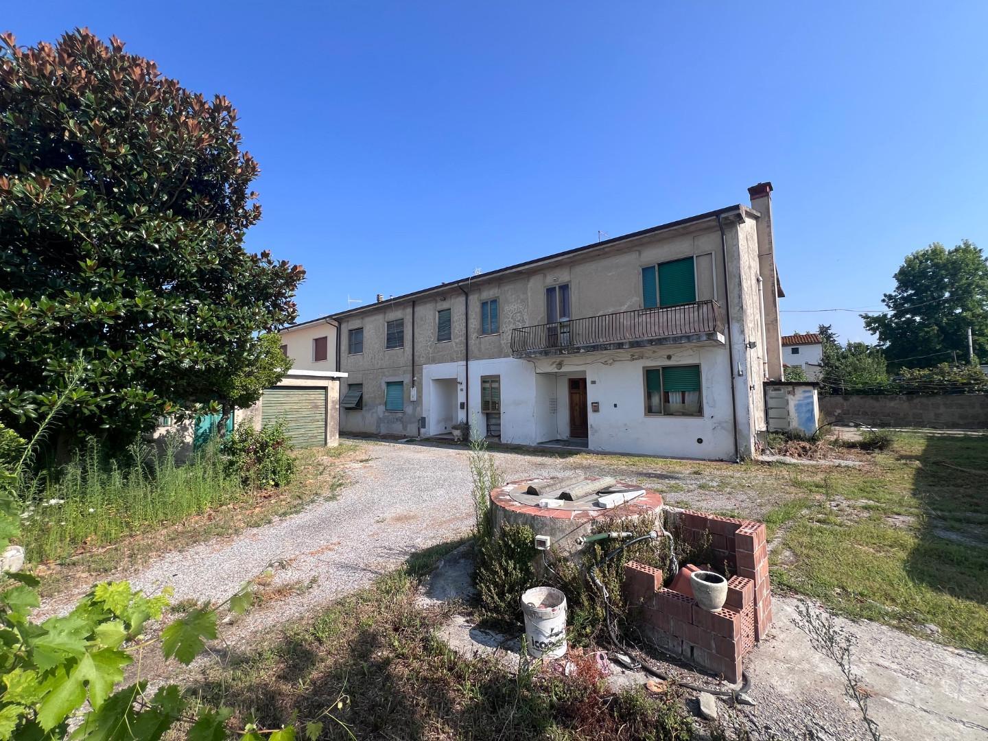 Terratetto in a Pagnatico 39, Cascina