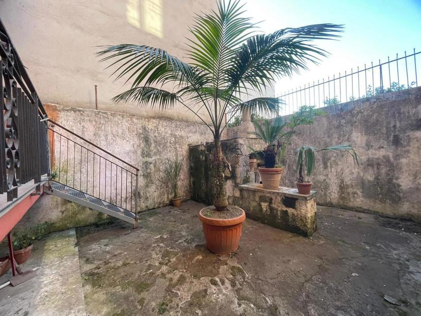 Trilocale in Via Aldo Moro 18, Quarto — foto 4 di 5